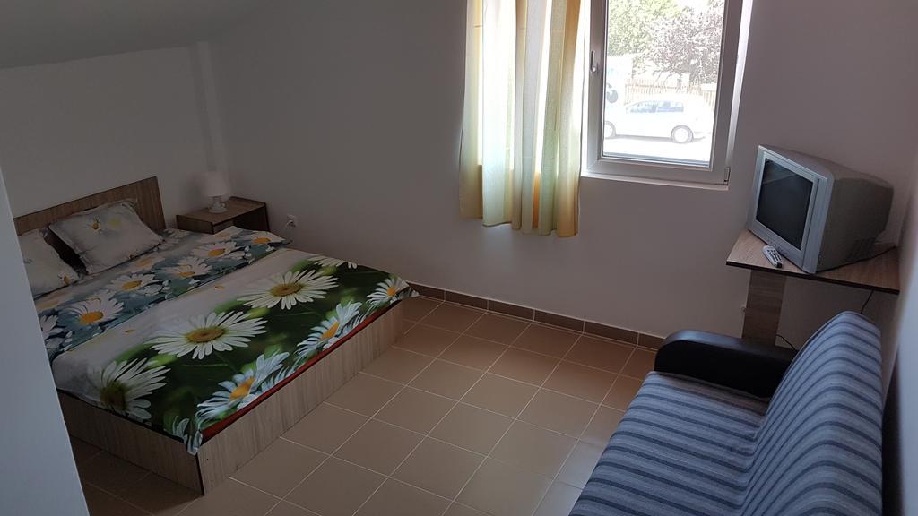Apartamento Soliday Vama Veche Exterior foto